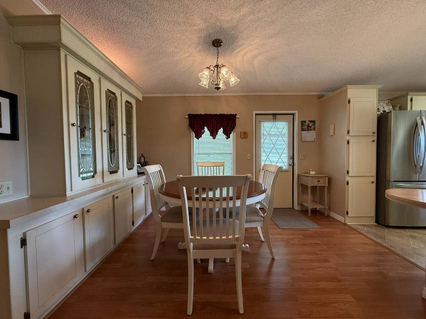 8104 Lake View Dr S a Ellenton, FL Mobile or Manufactured Home for Sale